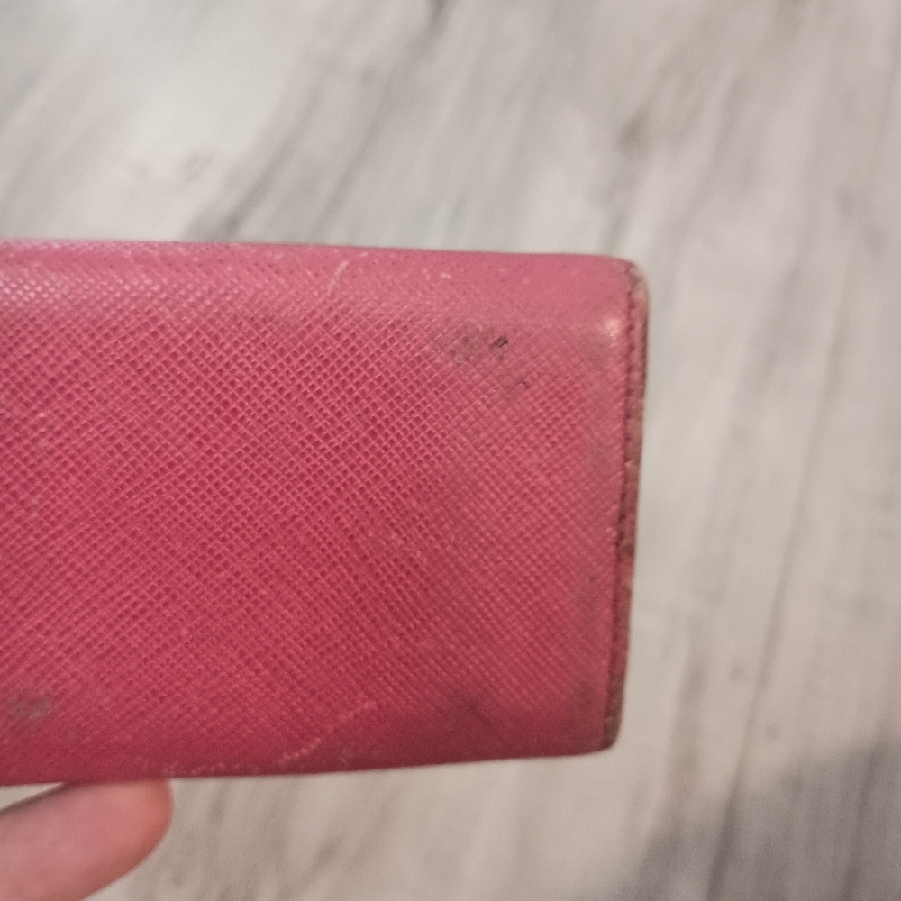 Prada hot pink saffiano leather key holder - Picture 3 of 11